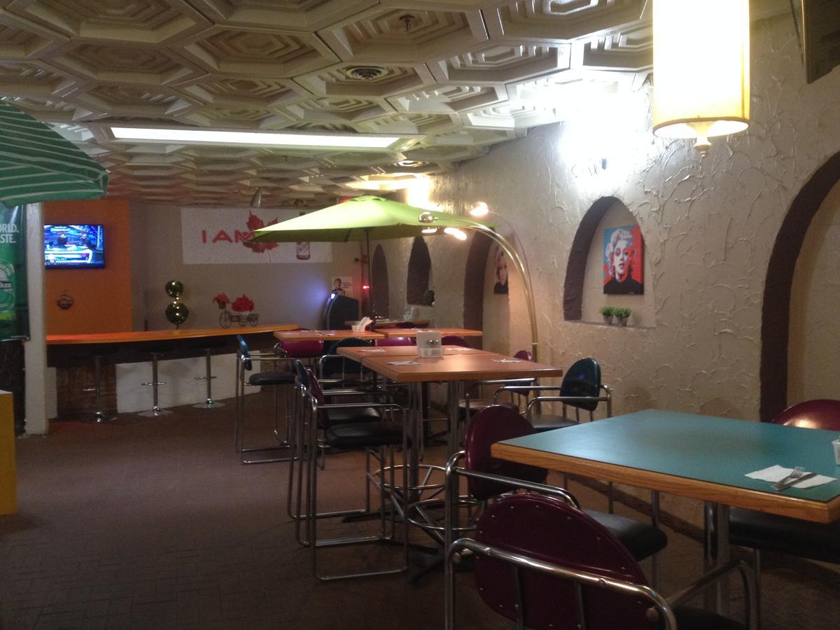Classic Motor Inn Melville Екстер'єр фото