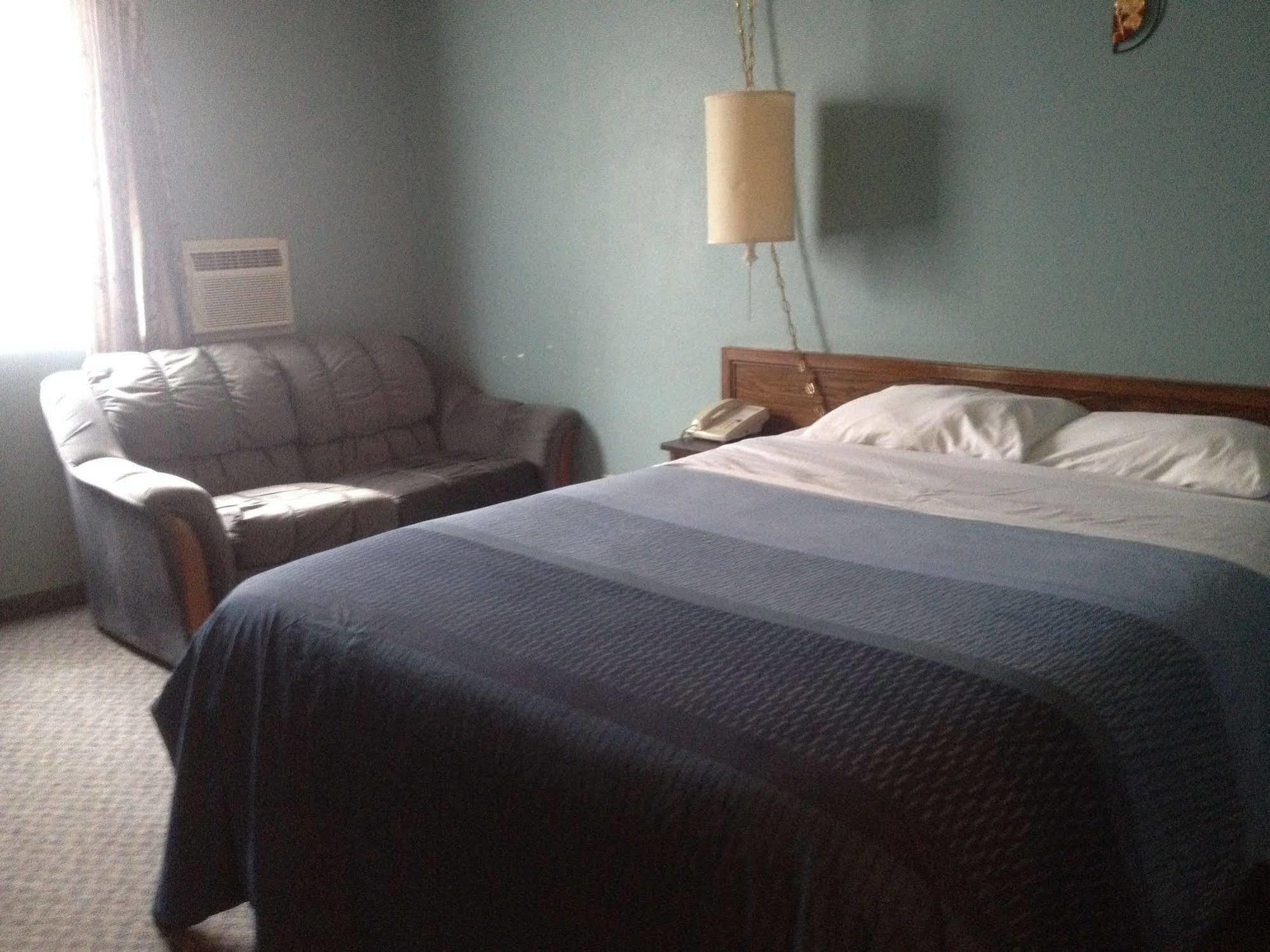 Classic Motor Inn Melville Екстер'єр фото