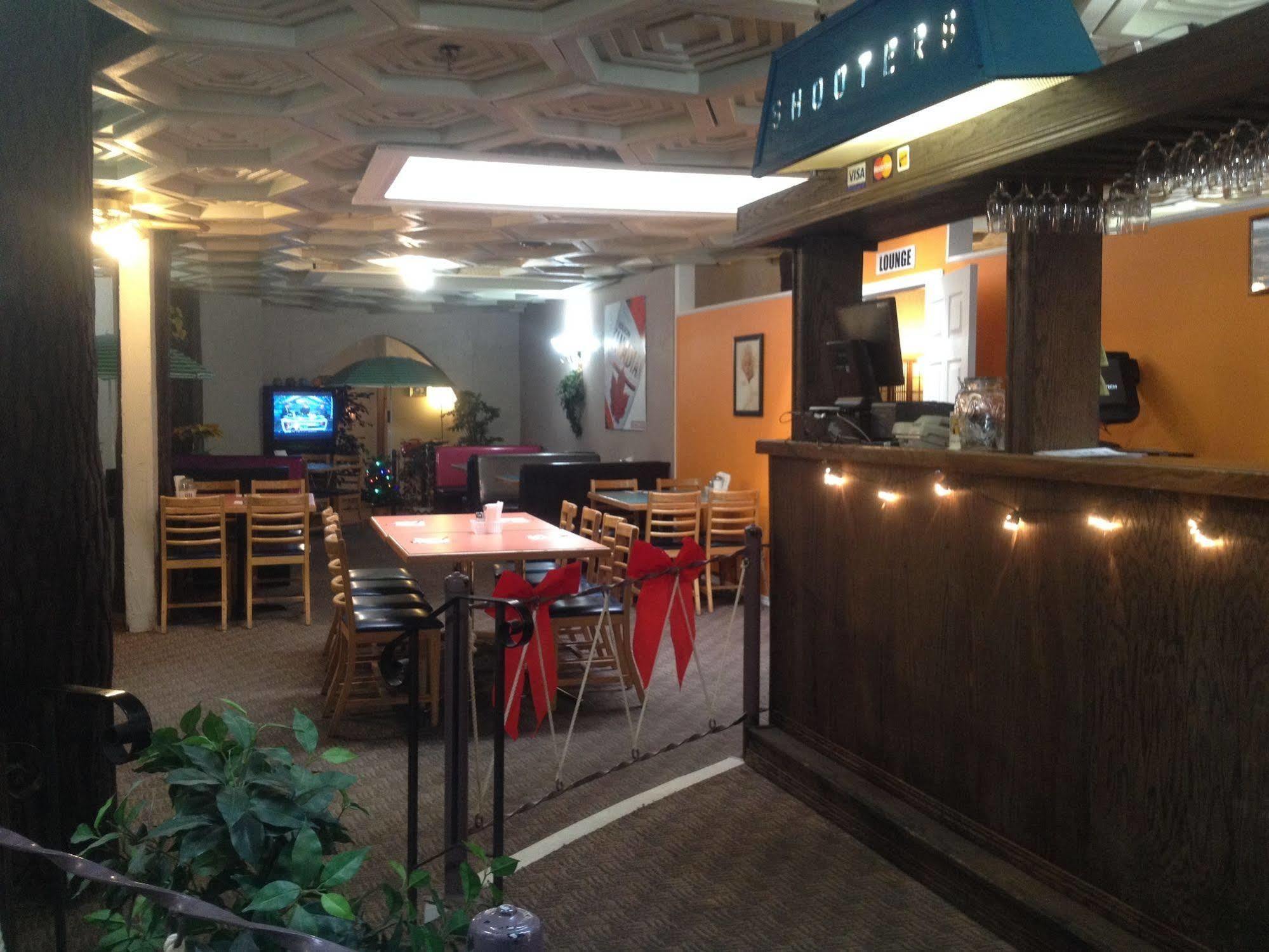 Classic Motor Inn Melville Екстер'єр фото